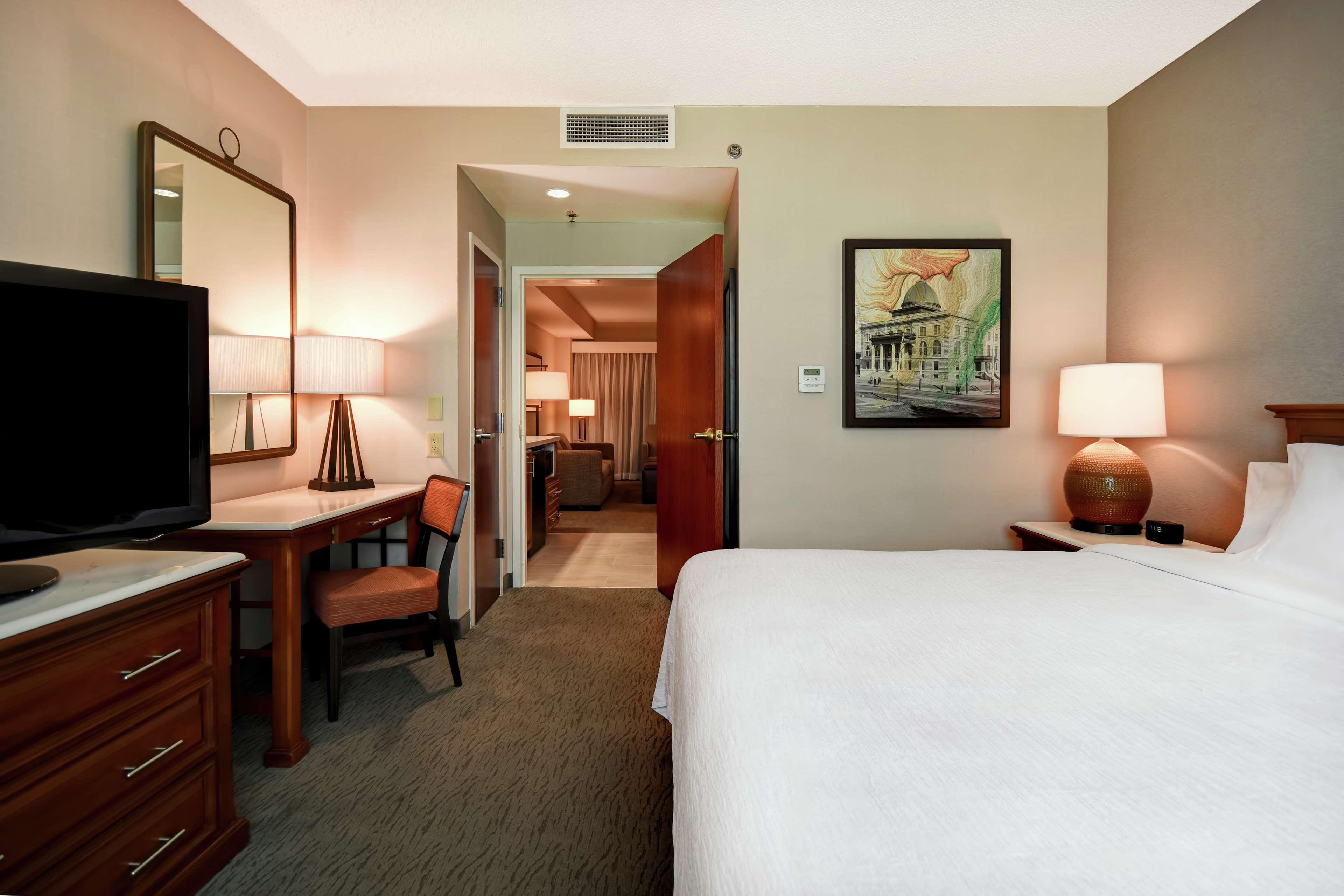 เอมบาสซี สวีท บาย ฮิลตัน ลิตเทิลร็อก Hotel ลิตเติลร็อค ภายนอก รูปภาพ