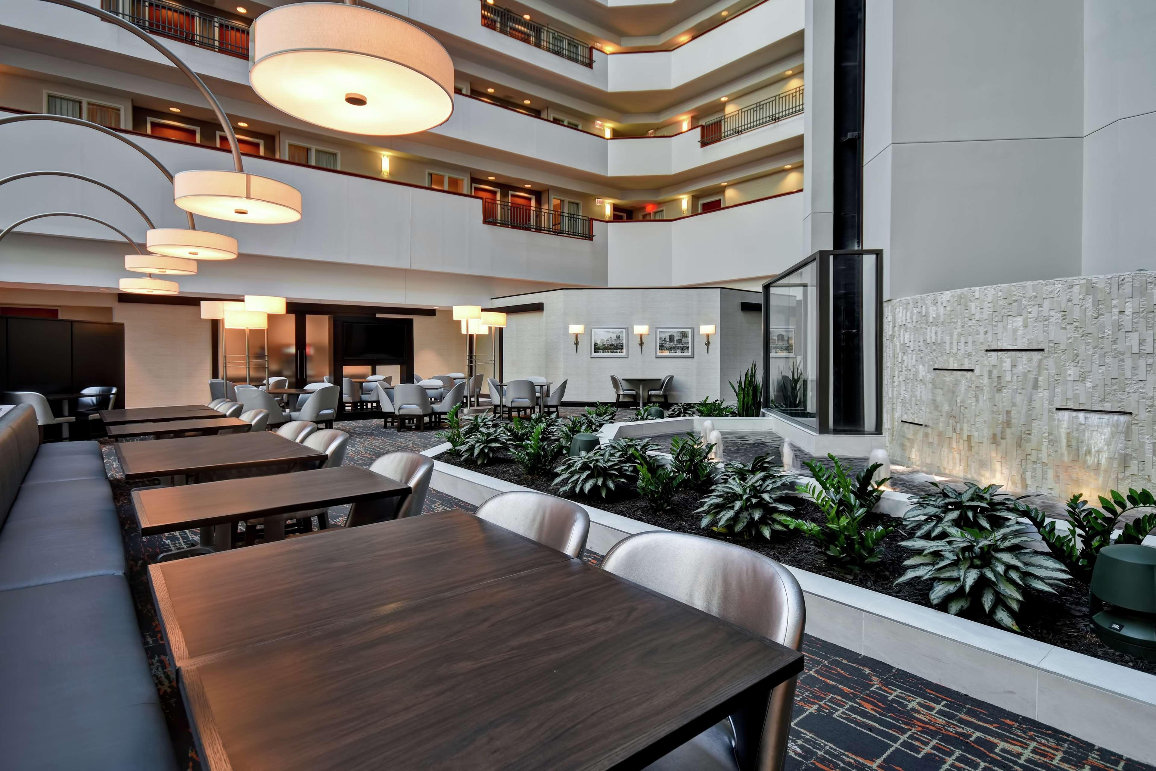 เอมบาสซี สวีท บาย ฮิลตัน ลิตเทิลร็อก Hotel ลิตเติลร็อค ภายนอก รูปภาพ