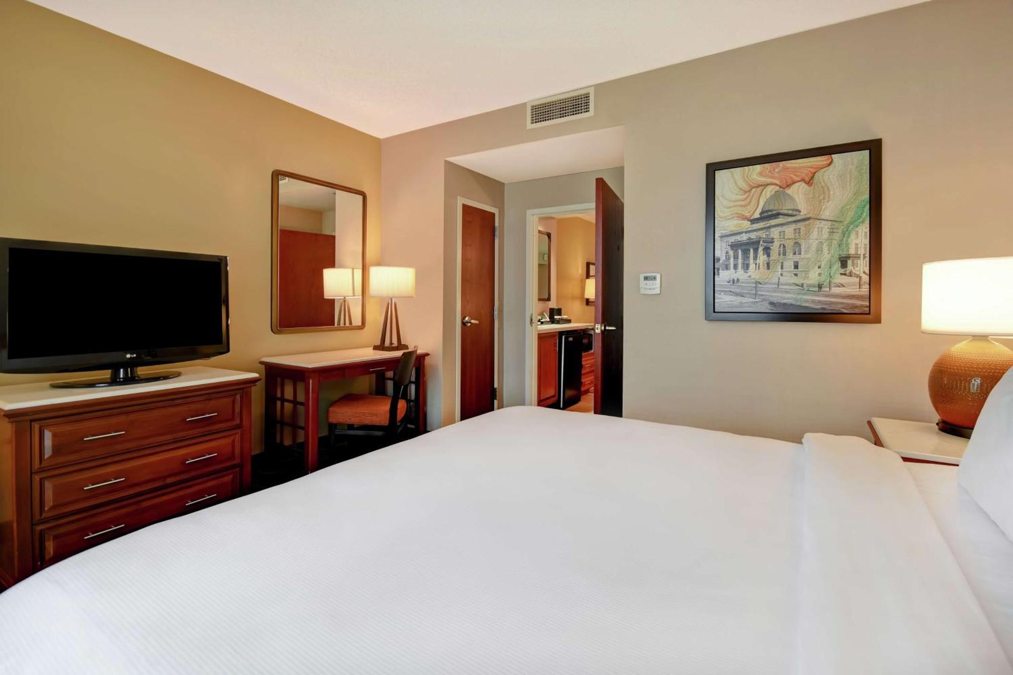 เอมบาสซี สวีท บาย ฮิลตัน ลิตเทิลร็อก Hotel ลิตเติลร็อค ภายนอก รูปภาพ