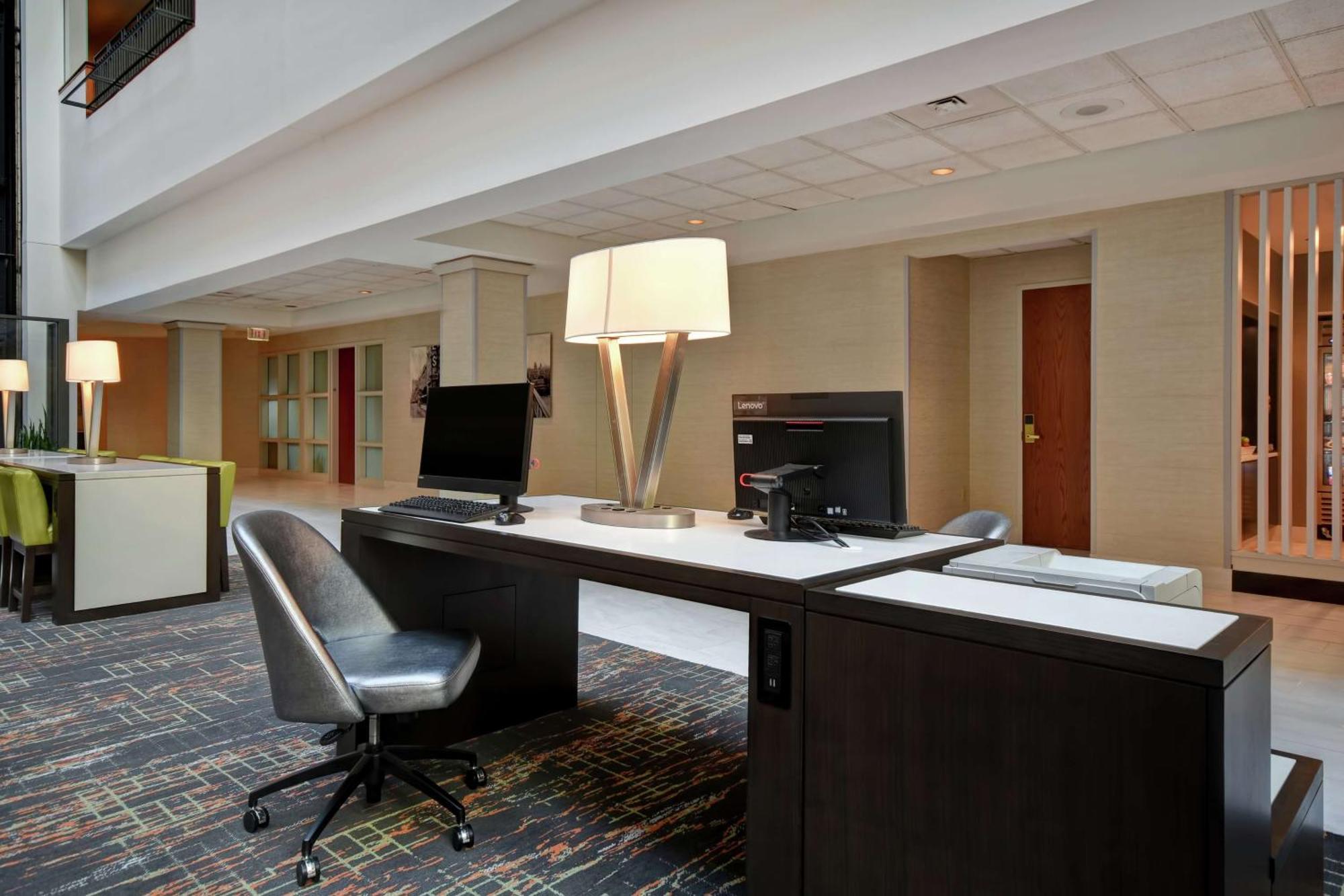 เอมบาสซี สวีท บาย ฮิลตัน ลิตเทิลร็อก Hotel ลิตเติลร็อค ภายนอก รูปภาพ